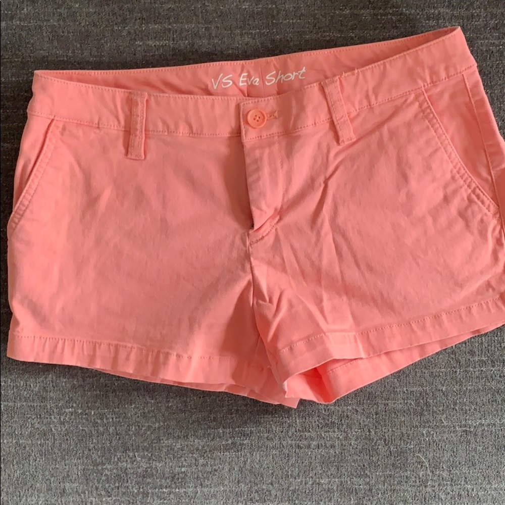 Coral VS Eva Short